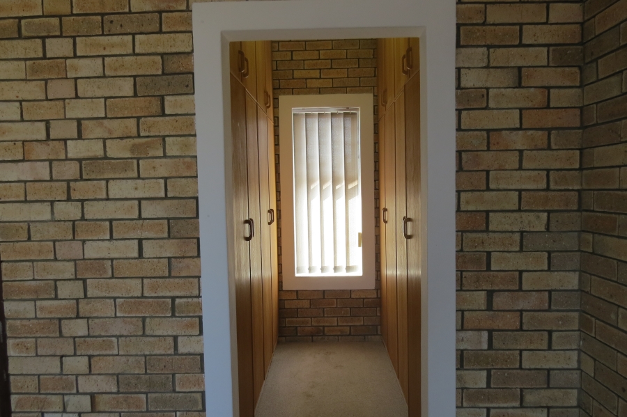 3 Bedroom Property for Sale in Stilbaai Wes Western Cape